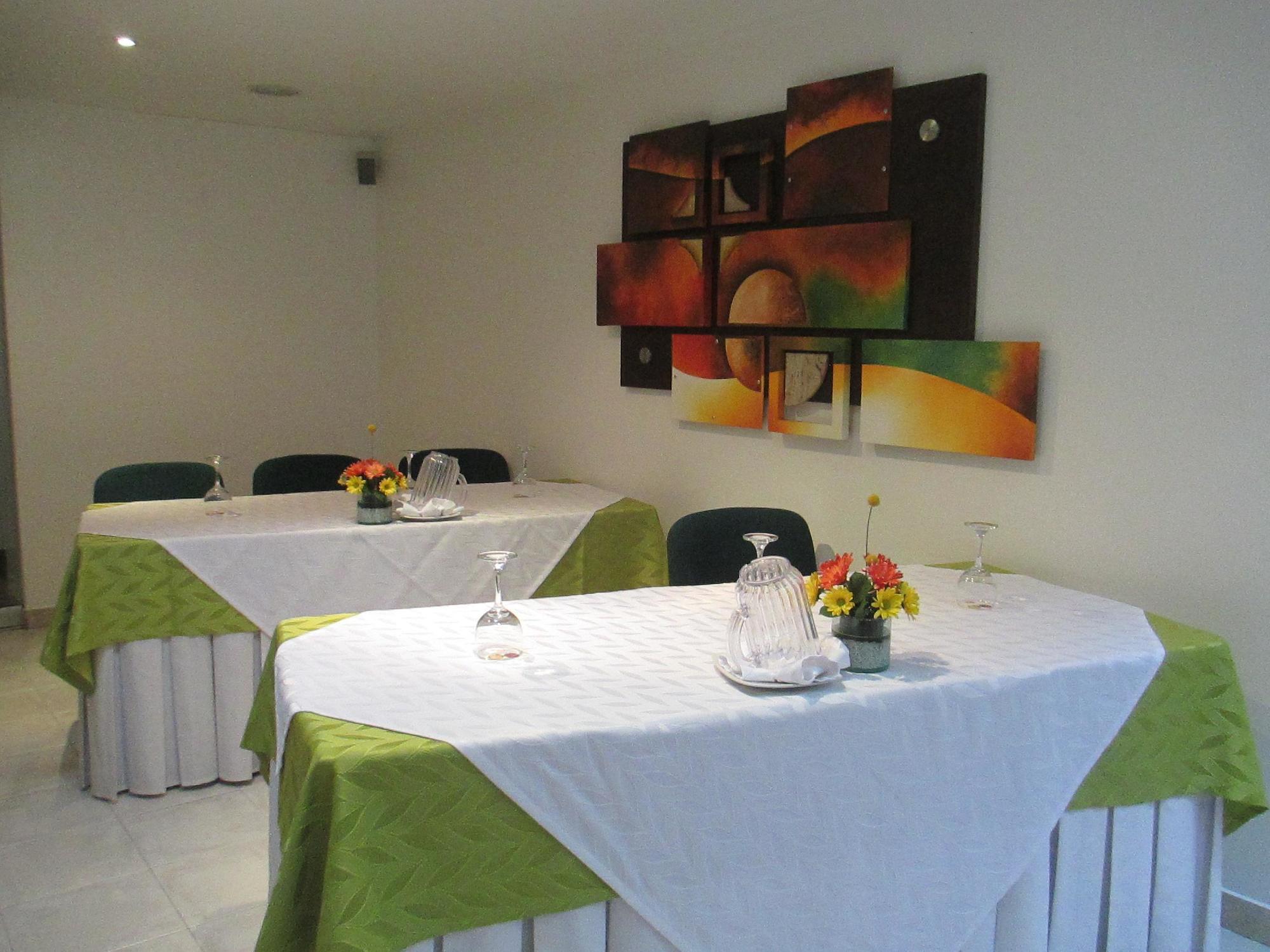 Hotel Platinum Suite Bogotá Exterior foto